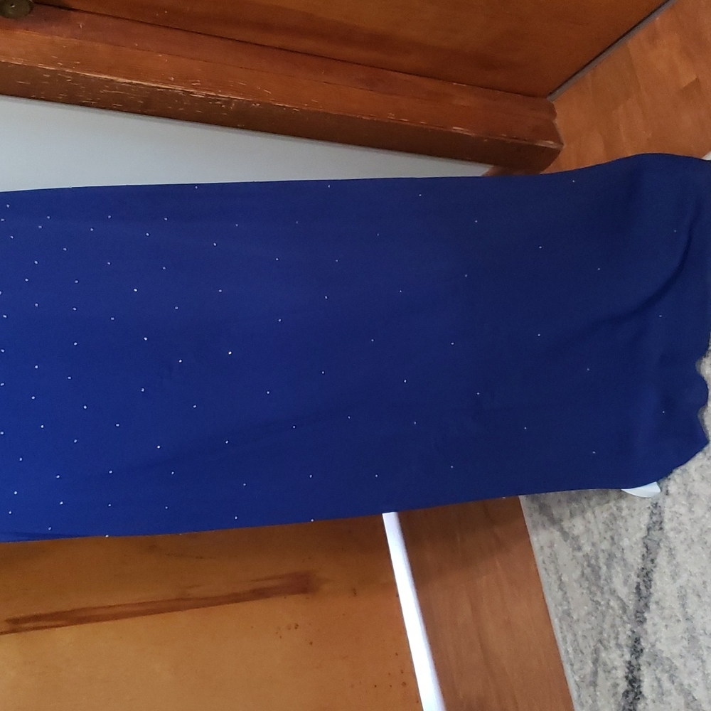 Chelsea Nites Formal Dress - Picture 5 of 9